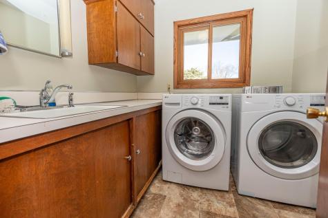 318 W Oak Street Parkers Prairie MN 56361