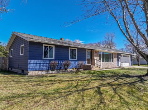 318 W Oak Street Parkers Prairie MN 56361