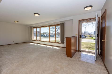 318 W Oak Street Parkers Prairie MN 56361