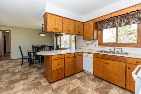 318 W Oak Street Parkers Prairie MN 56361