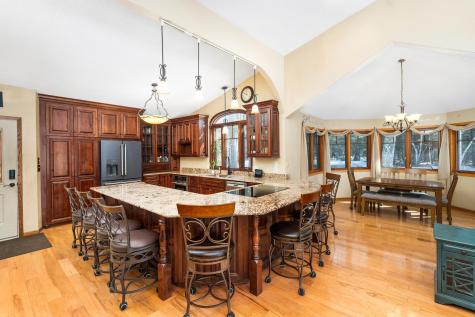 4512 Boulder Dam Road Duluth MN 55803