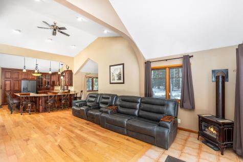 4512 Boulder Dam Road Duluth MN 55803