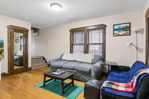 549 Asbury Street N Saint Paul MN 55104