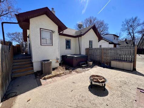 1011 14th Street S Fargo ND 58103