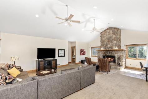 8800 Sunset Trail Chanhassen MN 55317