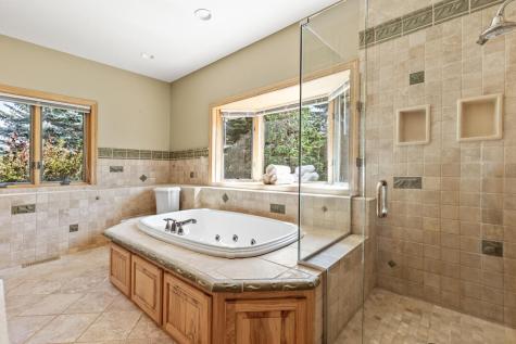 8800 Sunset Trail Chanhassen MN 55317
