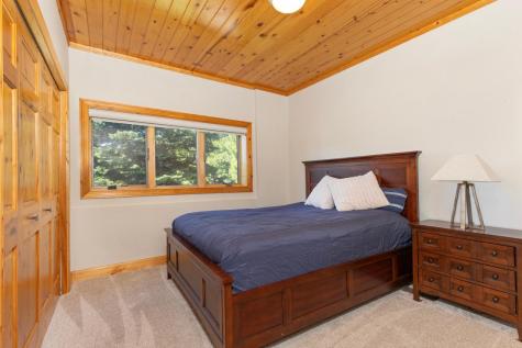 8800 Sunset Trail Chanhassen MN 55317
