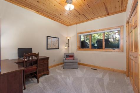 8800 Sunset Trail Chanhassen MN 55317