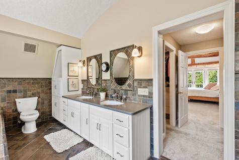 8800 Sunset Trail Chanhassen MN 55317