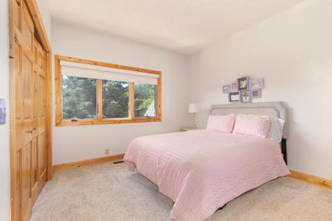 8800 Sunset Trail Chanhassen MN 55317