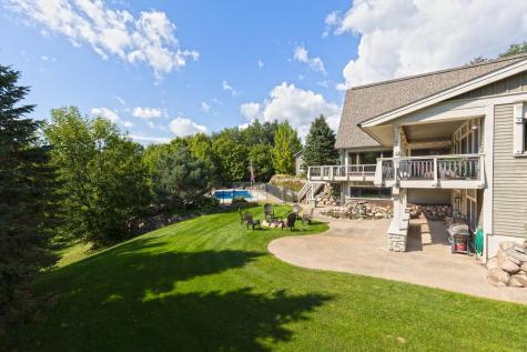 8800 Sunset Trail Chanhassen MN 55317
