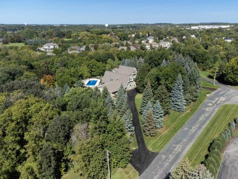 8800 Sunset Trail Chanhassen MN 55317