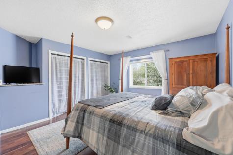 3327 46 Avenue S Fargo ND 58104