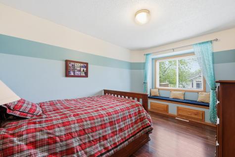 3327 46 Avenue S Fargo ND 58104