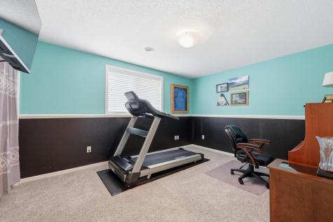 3327 46 Avenue S Fargo ND 58104