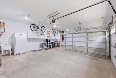 3327 46 Avenue S Fargo ND 58104