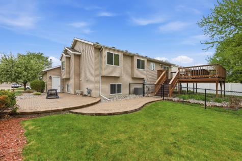 3327 46 Avenue S Fargo ND 58104