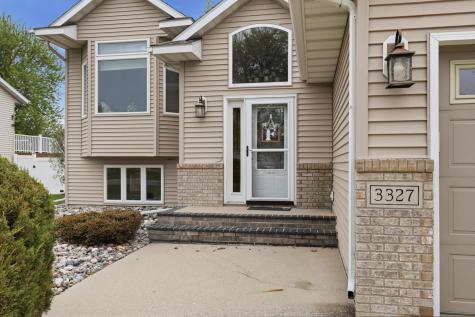 3327 46 Avenue S Fargo ND 58104