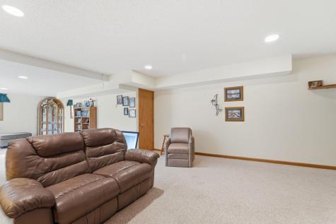 534 168th Avenue NE Andover MN 55304