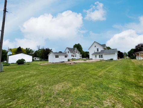 109 White Street N Comfrey MN 56019