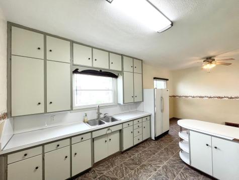 109 White Street N Comfrey MN 56019