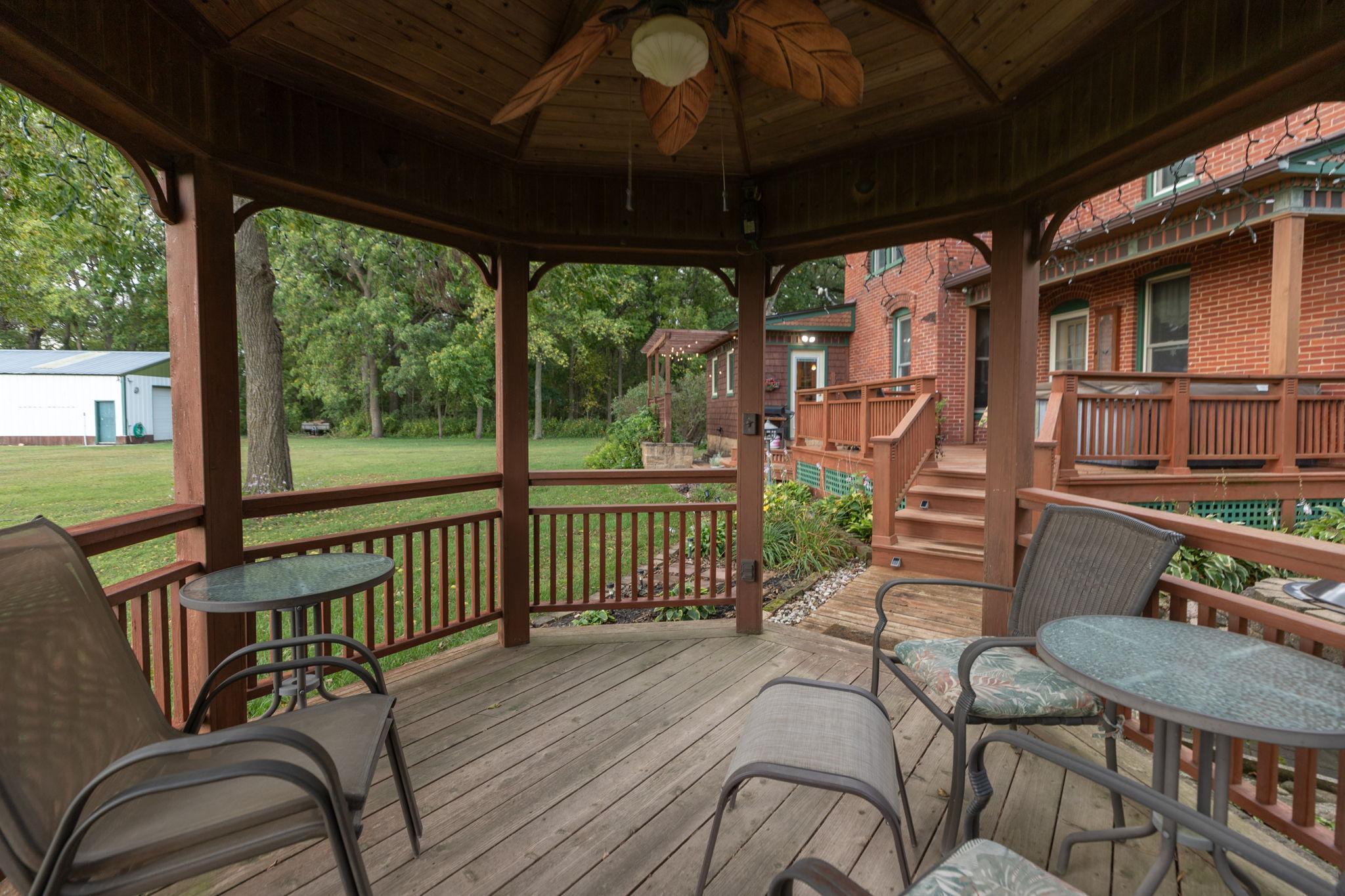 17395 540th Avenue Austin MN 55912