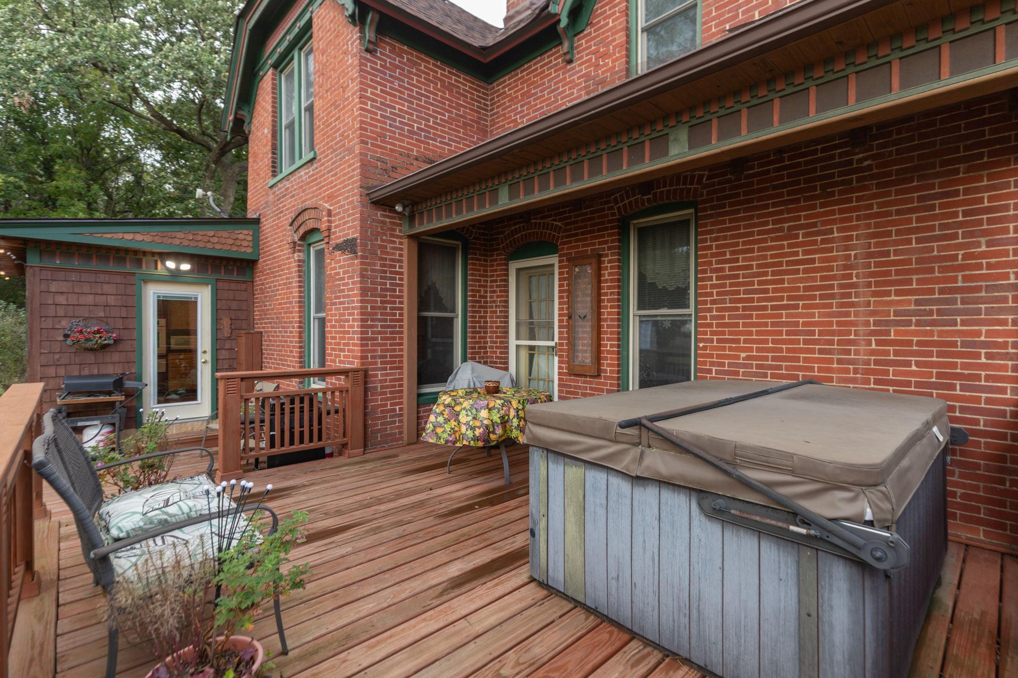 17395 540th Avenue Austin MN 55912