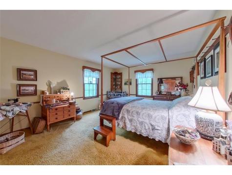 34615 Skunk Hollow Avenue Cannon Falls MN 55009