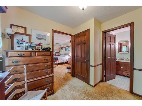 34615 Skunk Hollow Avenue Cannon Falls MN 55009