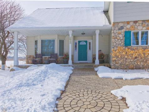 2660 Vega Avenue Mayer MN 55360