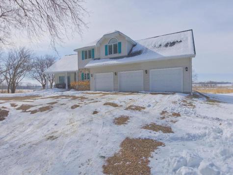 2660 Vega Avenue Mayer MN 55360