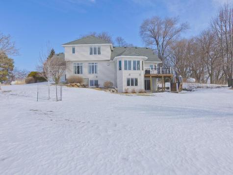 2660 Vega Avenue Mayer MN 55360