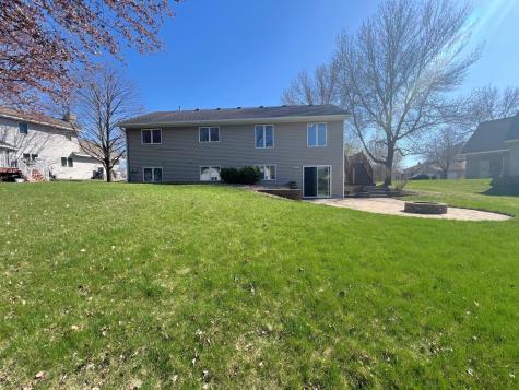 2210 9th Avenue SE Willmar MN 56201
