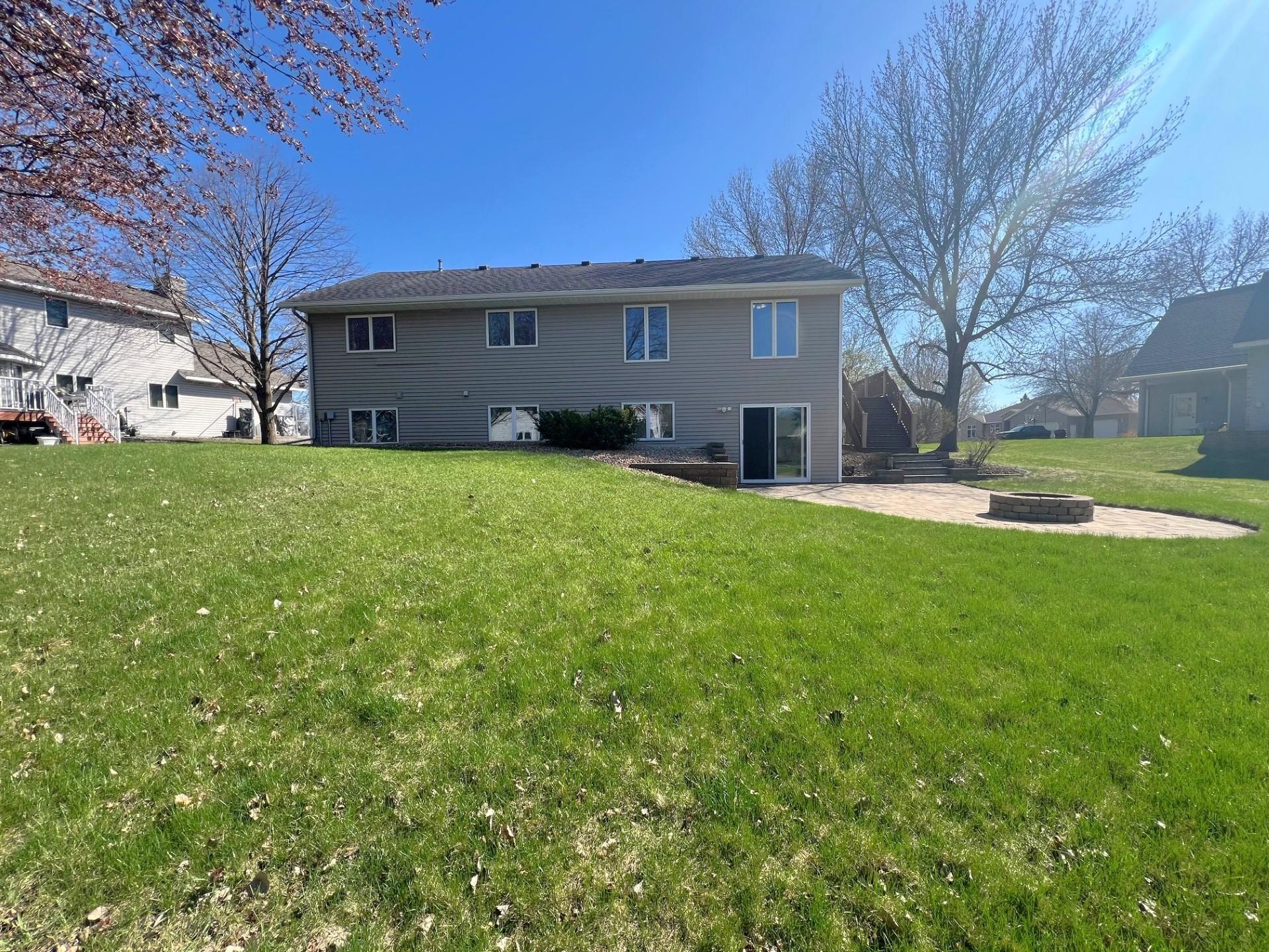 2210 9th Avenue SE Willmar MN 56201