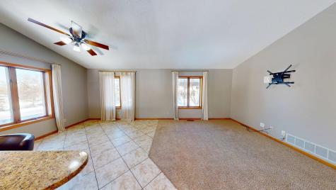 2210 9th Avenue SE Willmar MN 56201
