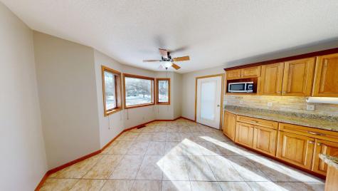 2210 9th Avenue SE Willmar MN 56201