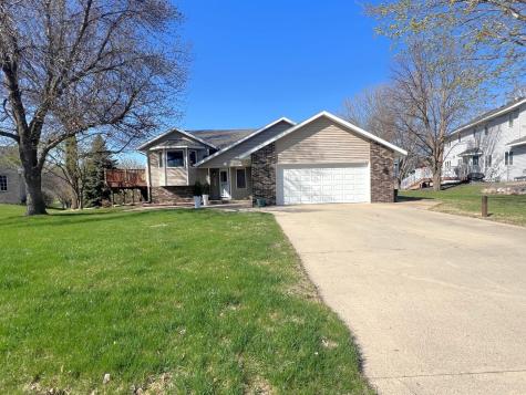 2210 9th Avenue SE Willmar MN 56201