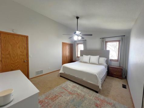 2210 9th Avenue SE Willmar MN 56201