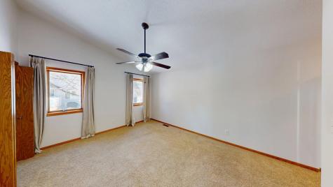 2210 9th Avenue SE Willmar MN 56201