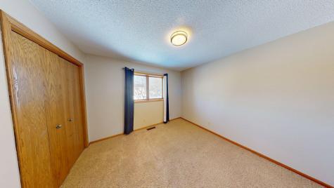 2210 9th Avenue SE Willmar MN 56201
