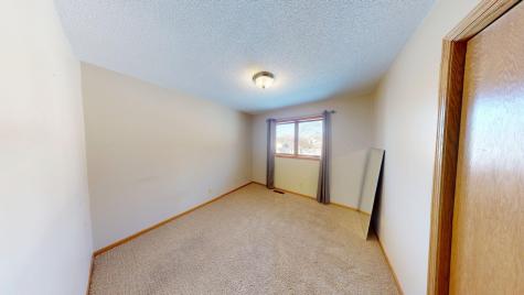 2210 9th Avenue SE Willmar MN 56201
