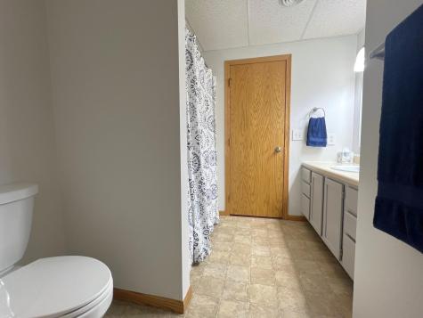 2210 9th Avenue SE Willmar MN 56201