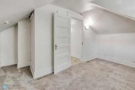 1036 12th Street N Fargo ND 58102