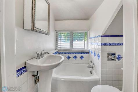 1036 12th Street N Fargo ND 58102