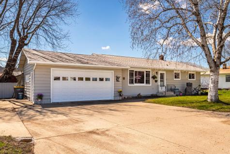 1367 County 25 La Crescent MN 55947