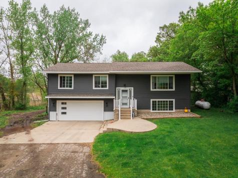 2590 Horizon Hills Road Willmar MN 56201