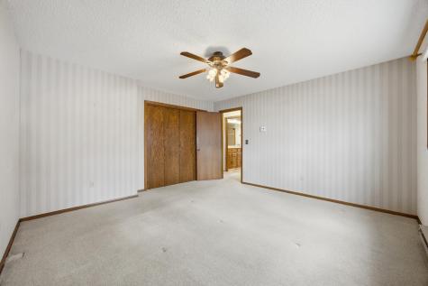 120 3rd Street Davenport ND 58021