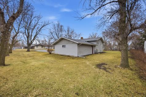 120 3rd Street Davenport ND 58021
