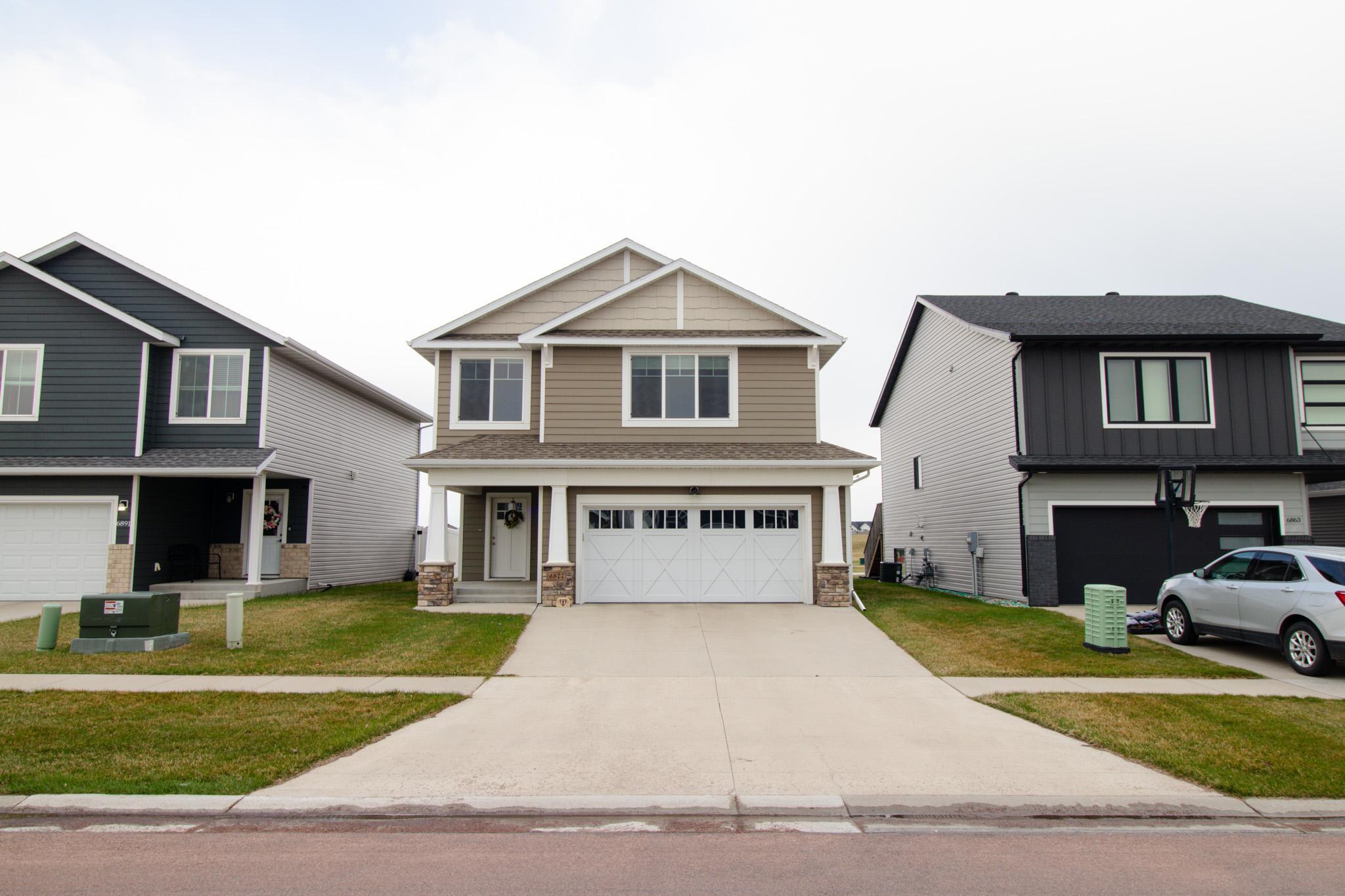 6877 17th Street S Fargo ND 58104