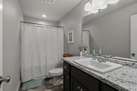 6877 17th Street S Fargo ND 58104